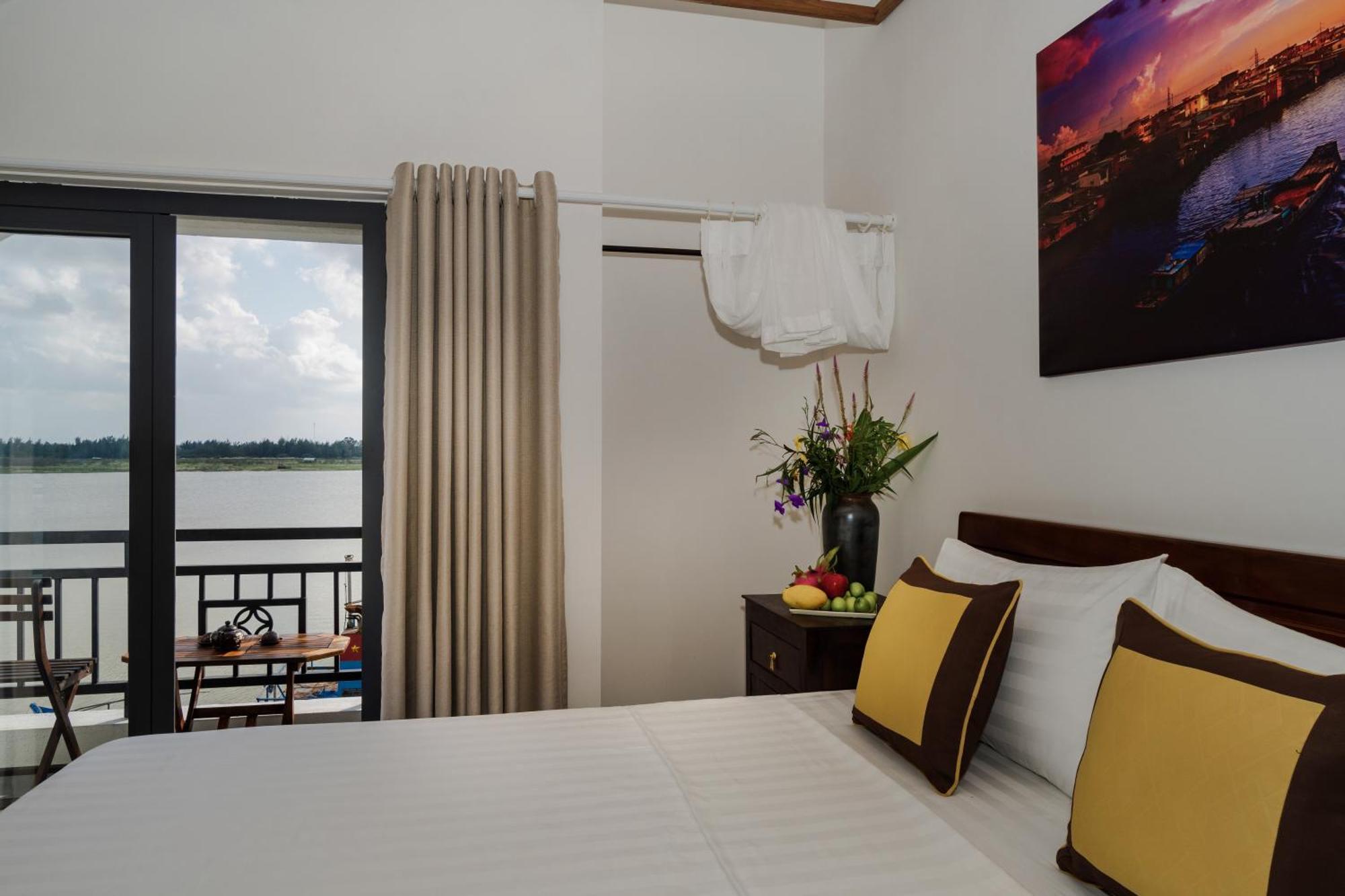 ออทัมน์ เบย์ รีทรีต ฮอยอัน Hotel ภายนอก รูปภาพ