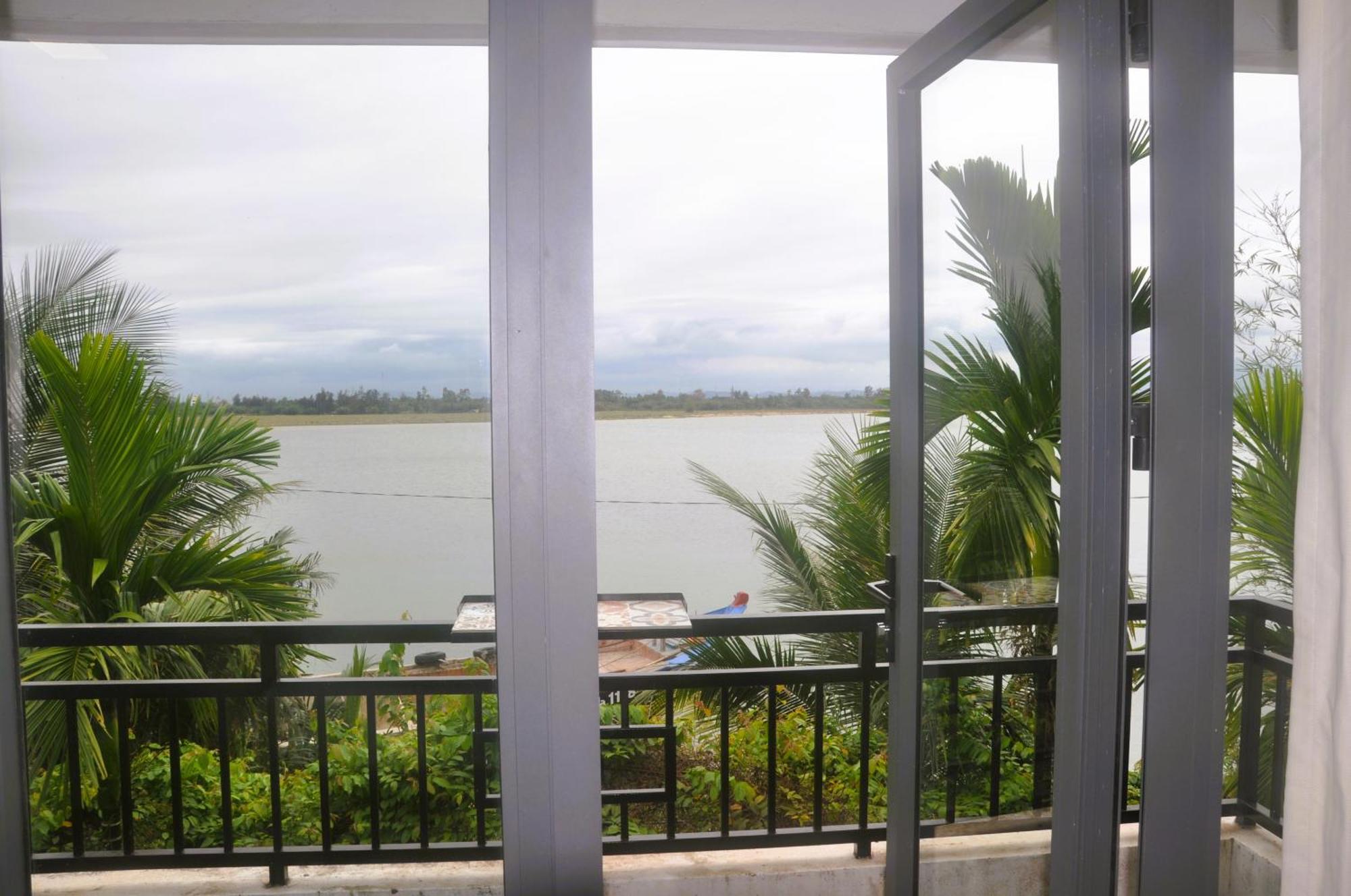 ออทัมน์ เบย์ รีทรีต ฮอยอัน Hotel ภายนอก รูปภาพ