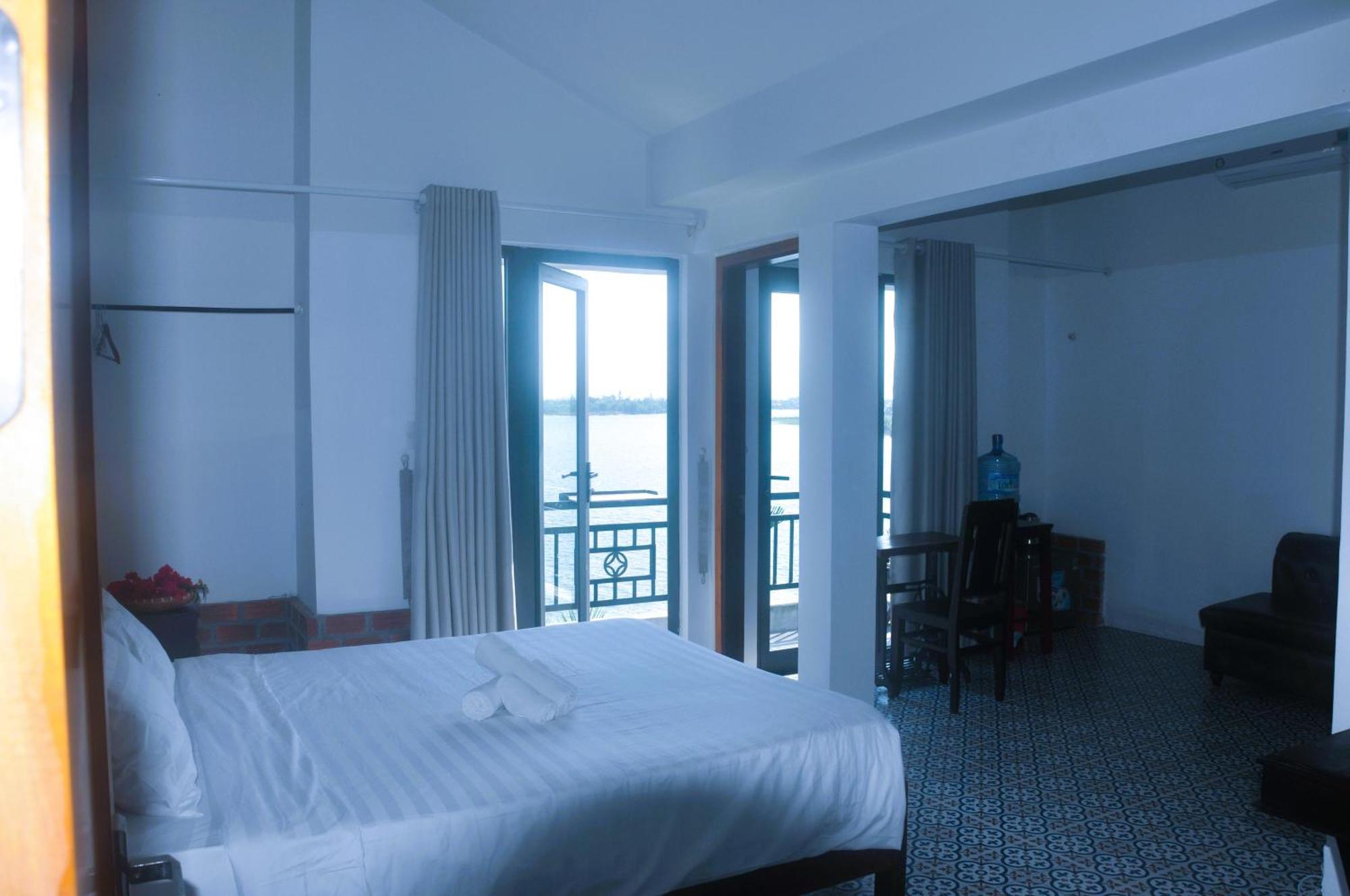 ออทัมน์ เบย์ รีทรีต ฮอยอัน Hotel ภายนอก รูปภาพ