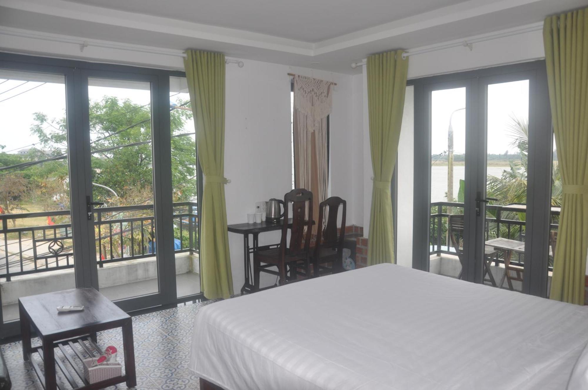 ออทัมน์ เบย์ รีทรีต ฮอยอัน Hotel ภายนอก รูปภาพ