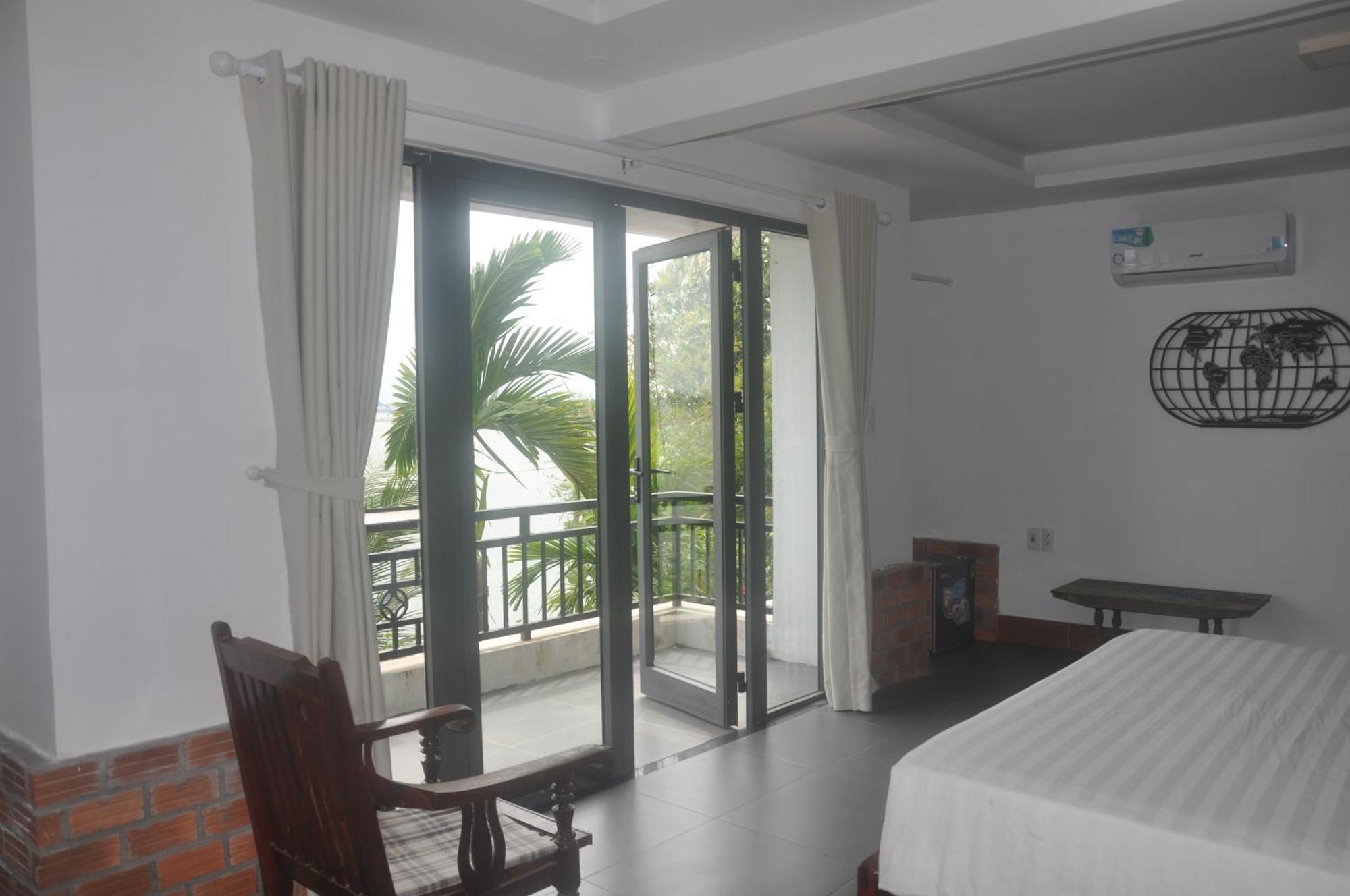 ออทัมน์ เบย์ รีทรีต ฮอยอัน Hotel ภายนอก รูปภาพ